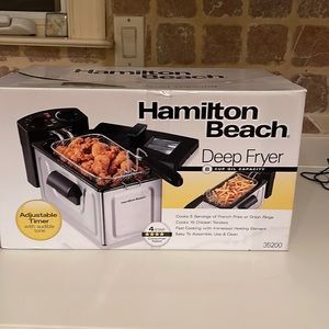 Hamilton beach deep fryer 8 cup oil capacity.  Like new used one time